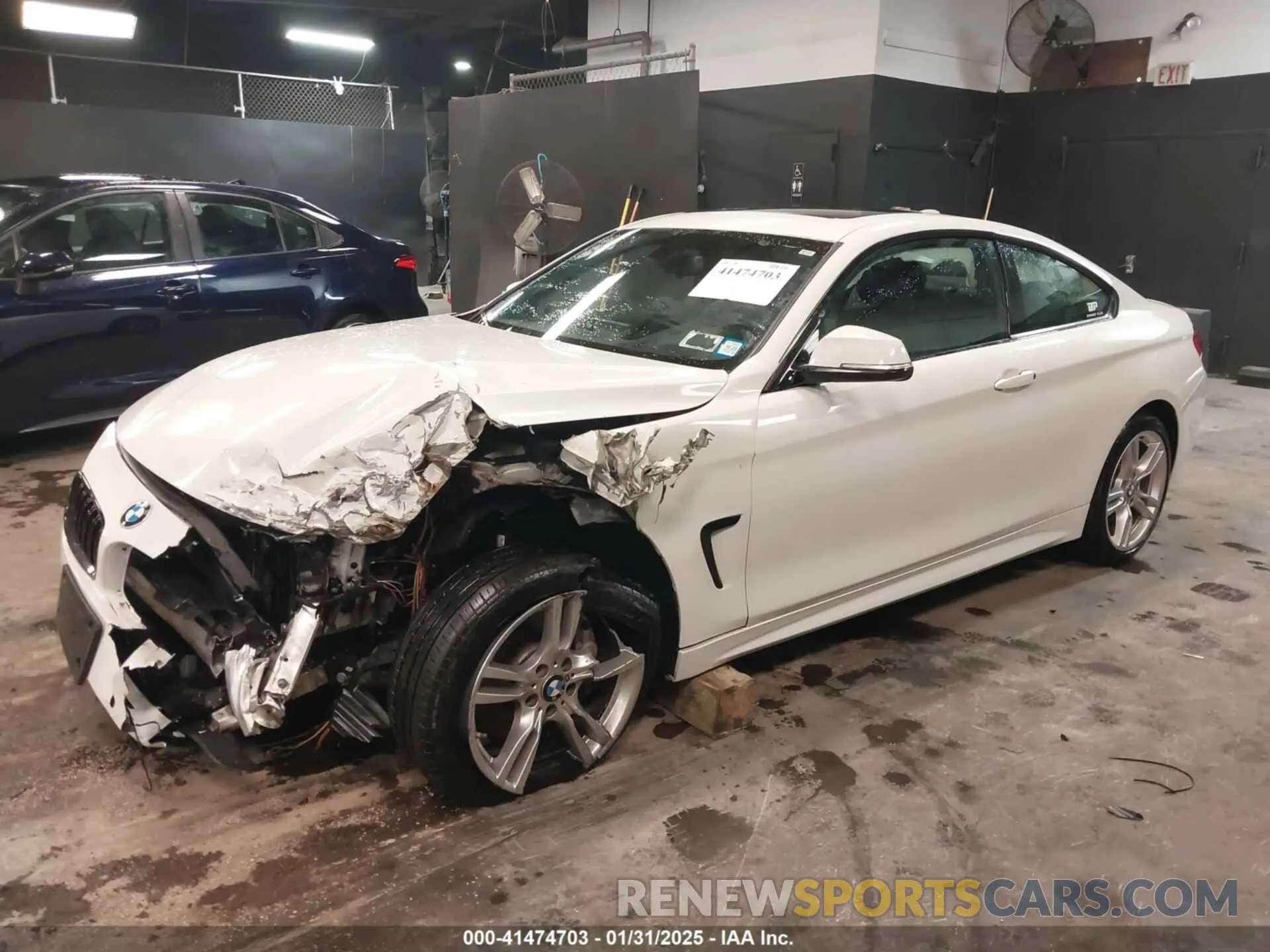2 fotografías del automóvil dañado WBA4W9C59KAF98775 BMW 440I 2019