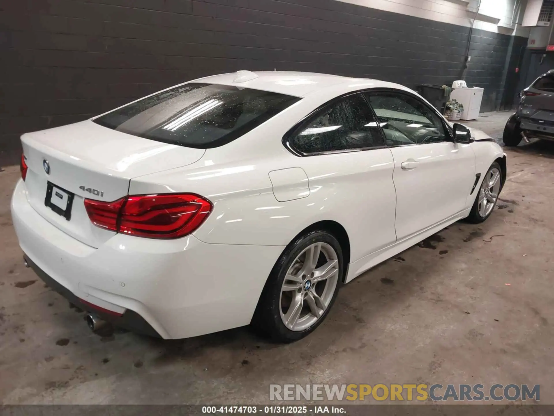 4 fotografías del automóvil dañado WBA4W9C59KAF98775 BMW 440I 2019