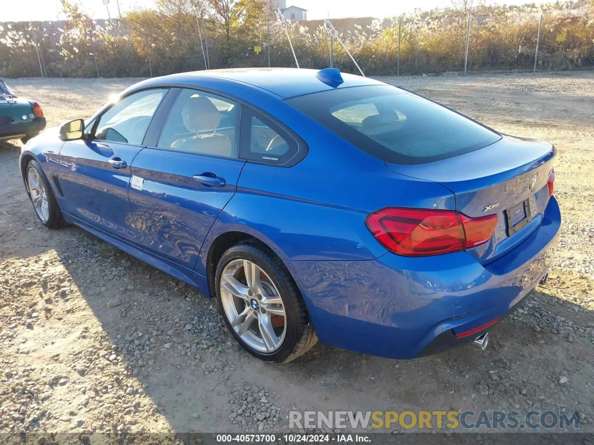 3 fotografías del automóvil dañado WBA4J7C54KBM76044 BMW 440I GRAN COUPE 2019