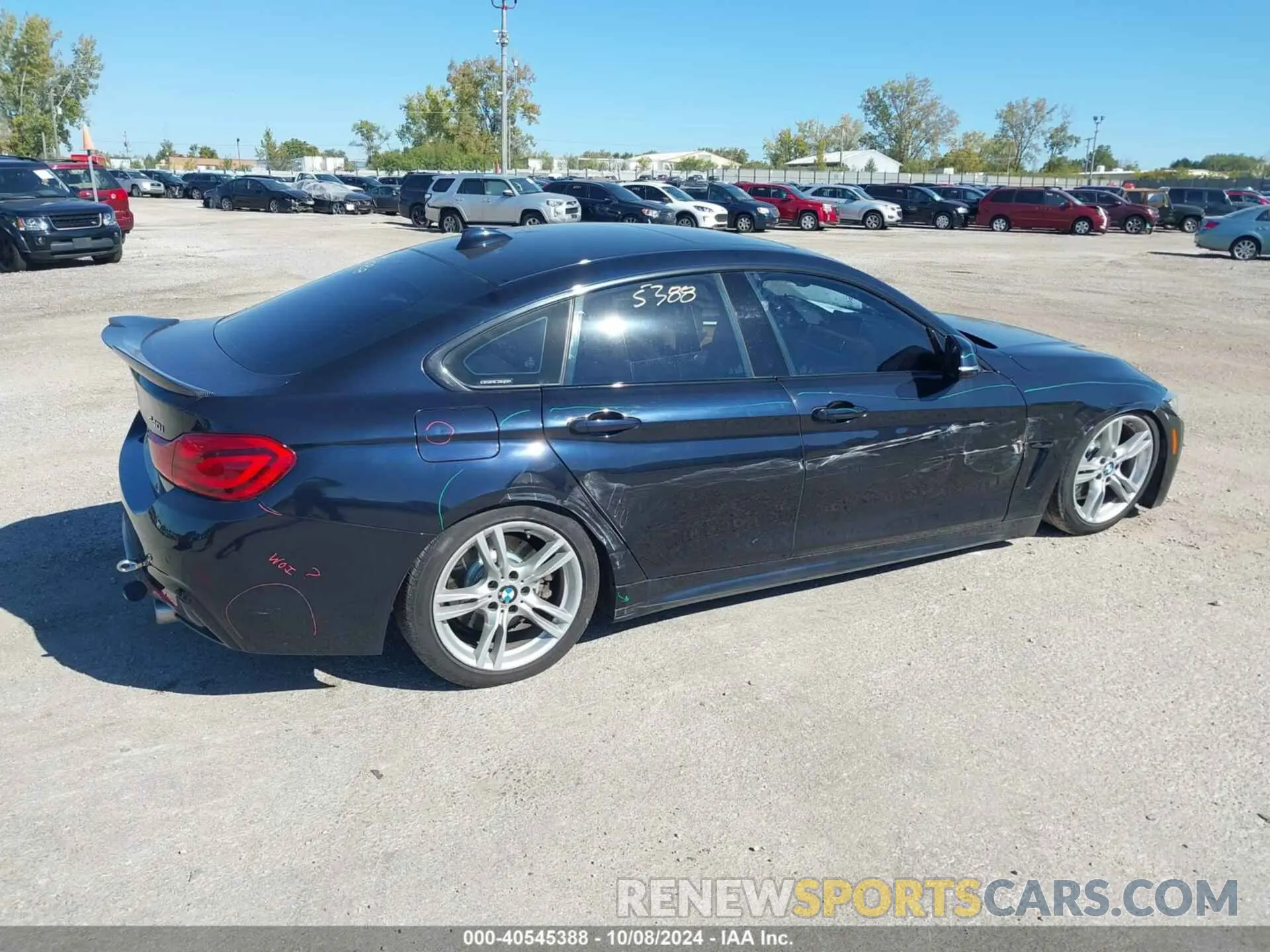 4 fotografías del automóvil dañado WBA4J7C5XKBM74511 BMW 440I GRAN COUPE 2019