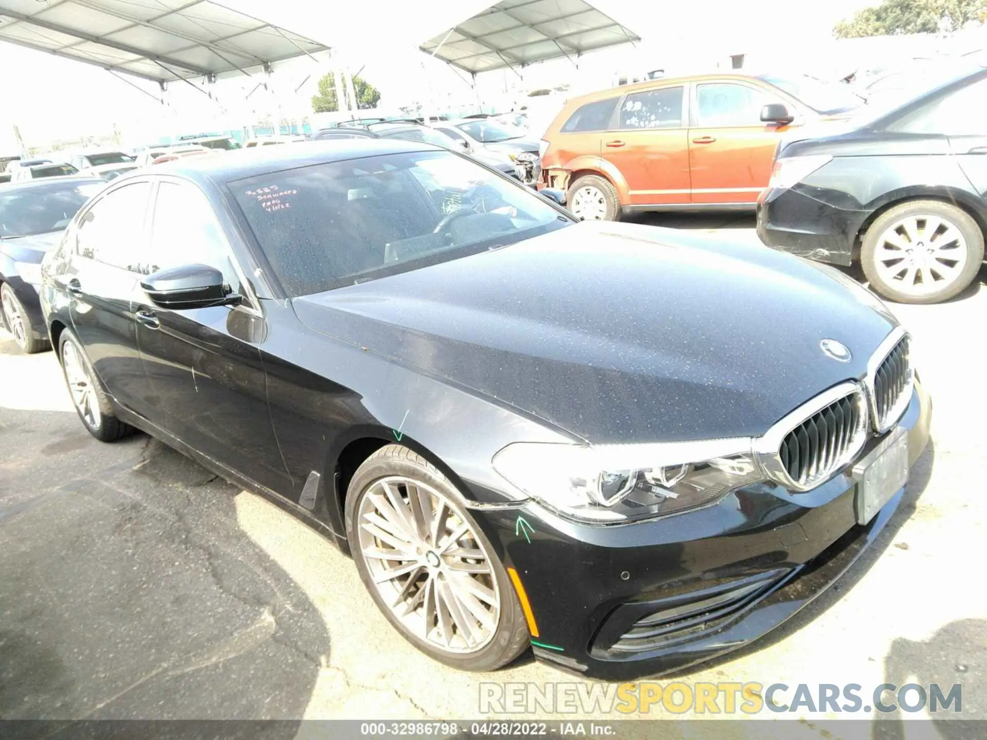 1 fotografías del automóvil dañado WBAJA5C50KBX86487 BMW 5 SERIES 2019