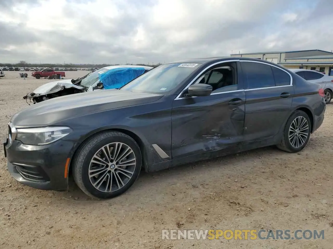 1 fotografías del automóvil dañado WBAJA5C50KBX86733 BMW 5 SERIES 2019