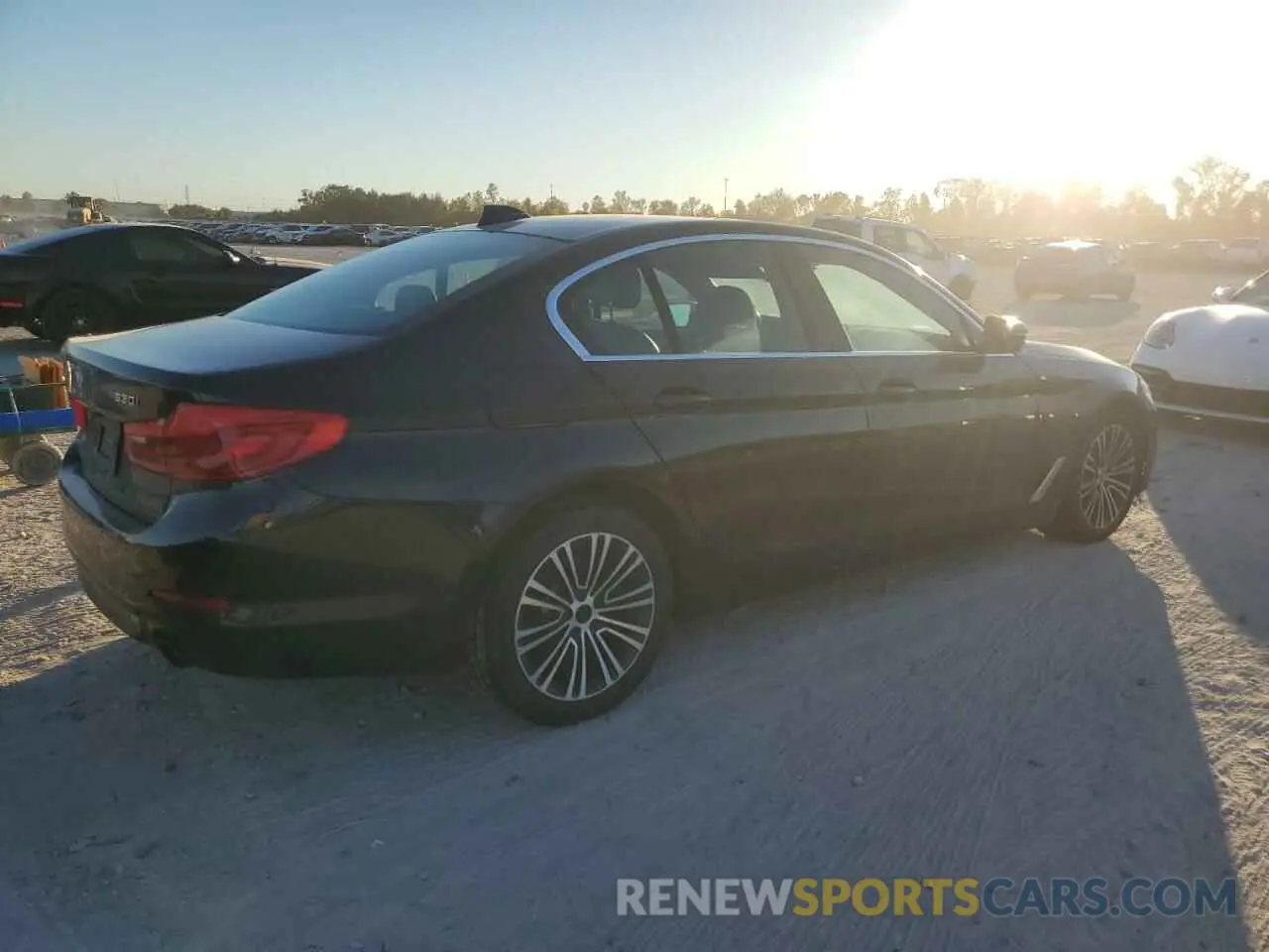 3 fotografías del automóvil dañado WBAJA5C50KBX87977 BMW 5 SERIES 2019