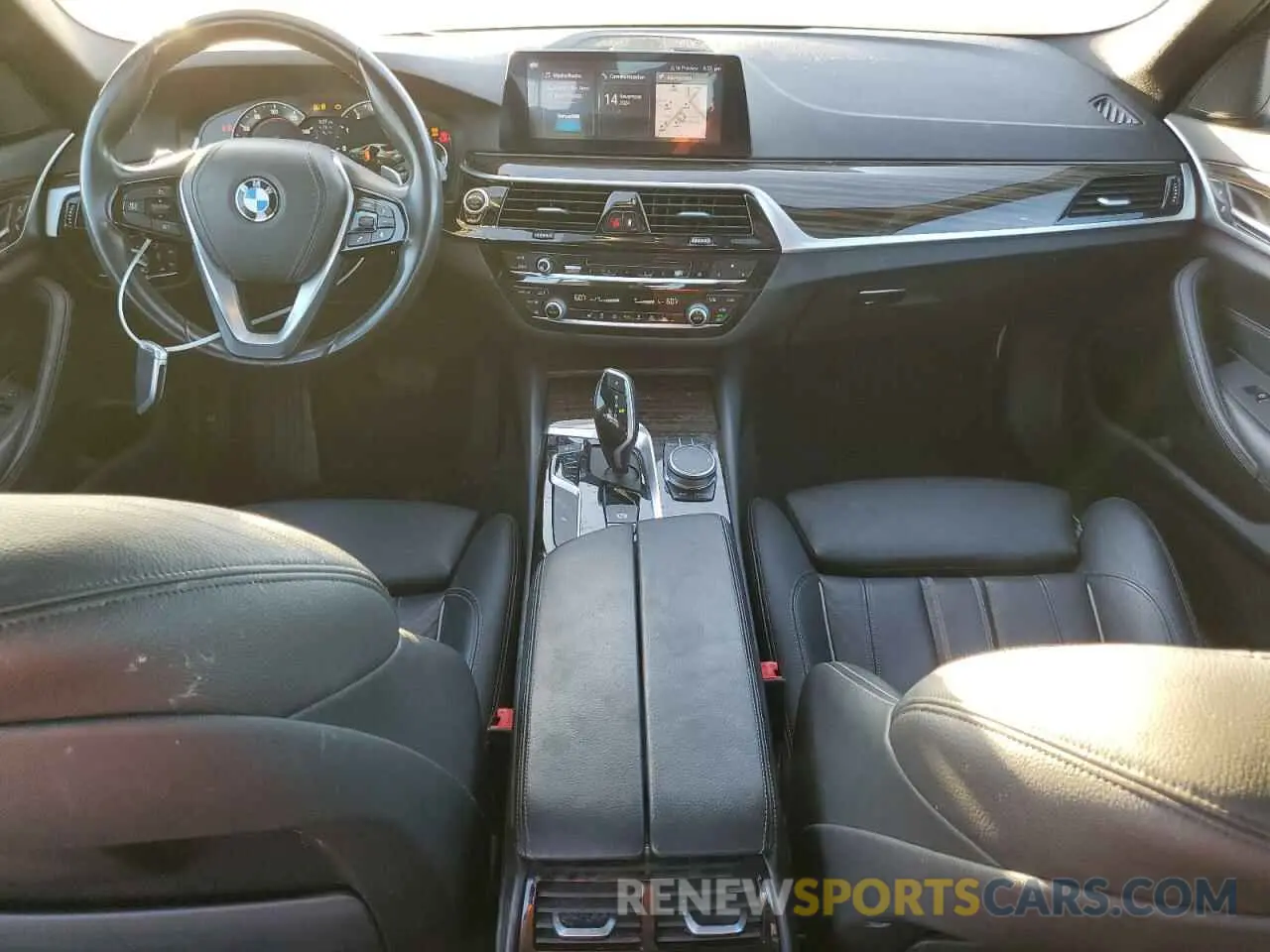 8 fotografías del automóvil dañado WBAJA5C50KBX87977 BMW 5 SERIES 2019