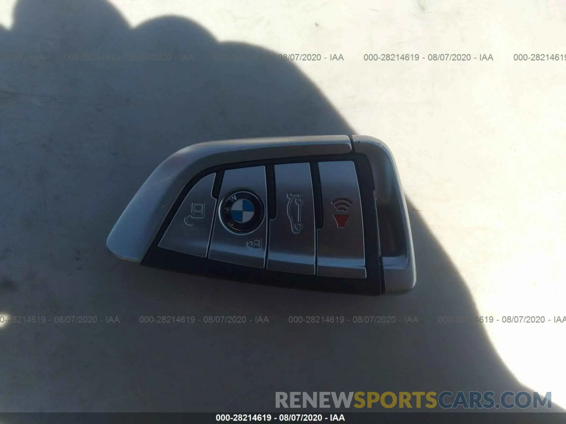 11 fotografías del automóvil dañado WBAJA5C50KWW20897 BMW 5 SERIES 2019