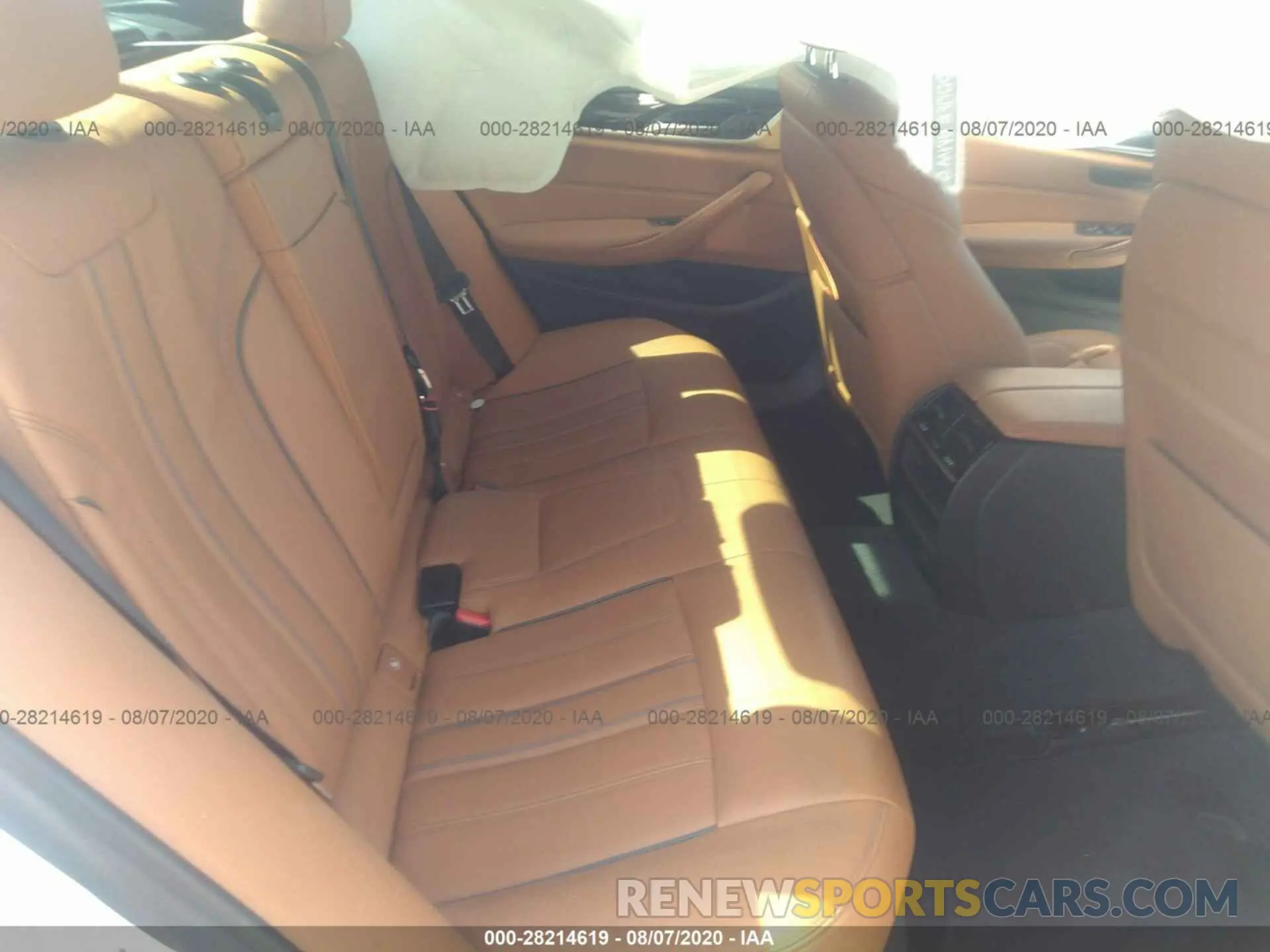 8 fotografías del automóvil dañado WBAJA5C50KWW20897 BMW 5 SERIES 2019