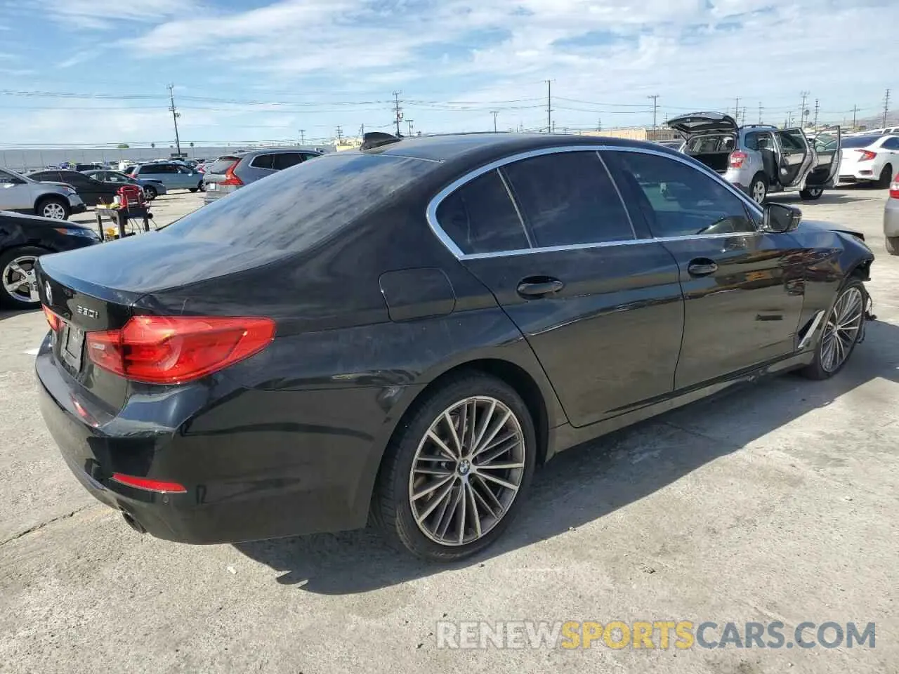 3 fotografías del automóvil dañado WBAJA5C50KWW30068 BMW 5 SERIES 2019