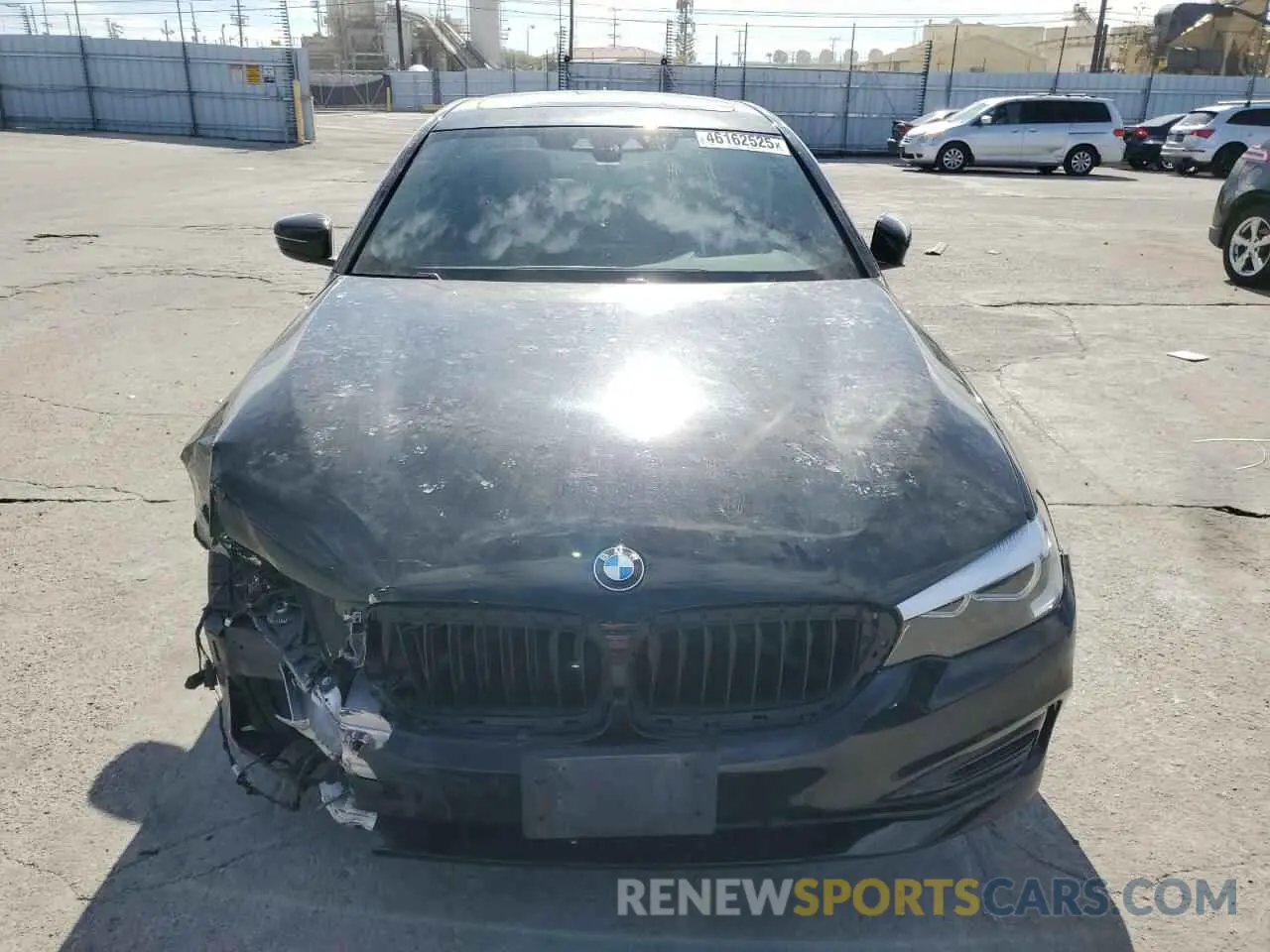 5 fotografías del automóvil dañado WBAJA5C50KWW30068 BMW 5 SERIES 2019