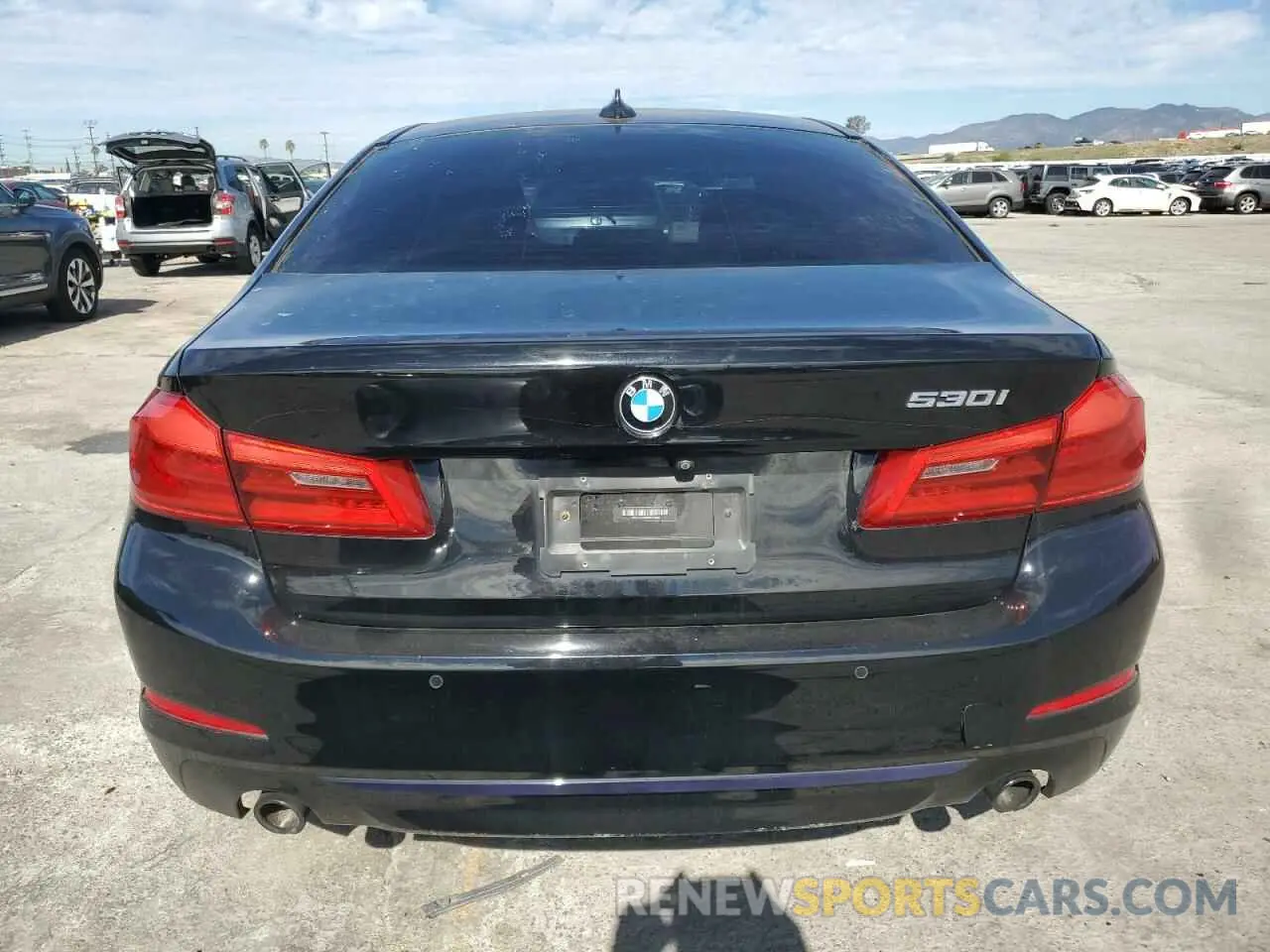 6 fotografías del automóvil dañado WBAJA5C50KWW30068 BMW 5 SERIES 2019