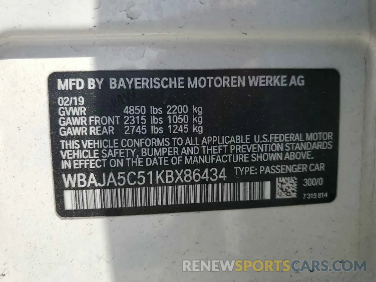 12 fotografías del automóvil dañado WBAJA5C51KBX86434 BMW 5 SERIES 2019
