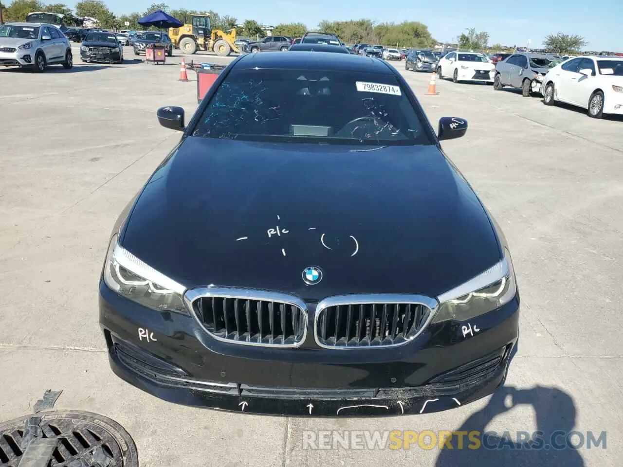 5 fotografías del automóvil dañado WBAJA5C51KWW34288 BMW 5 SERIES 2019