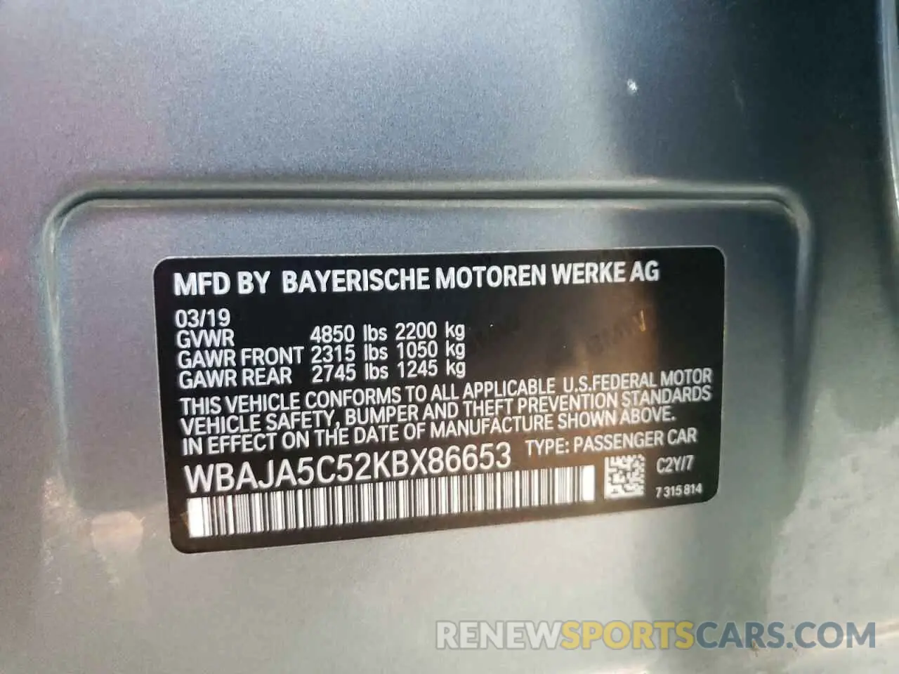 12 fotografías del automóvil dañado WBAJA5C52KBX86653 BMW 5 SERIES 2019