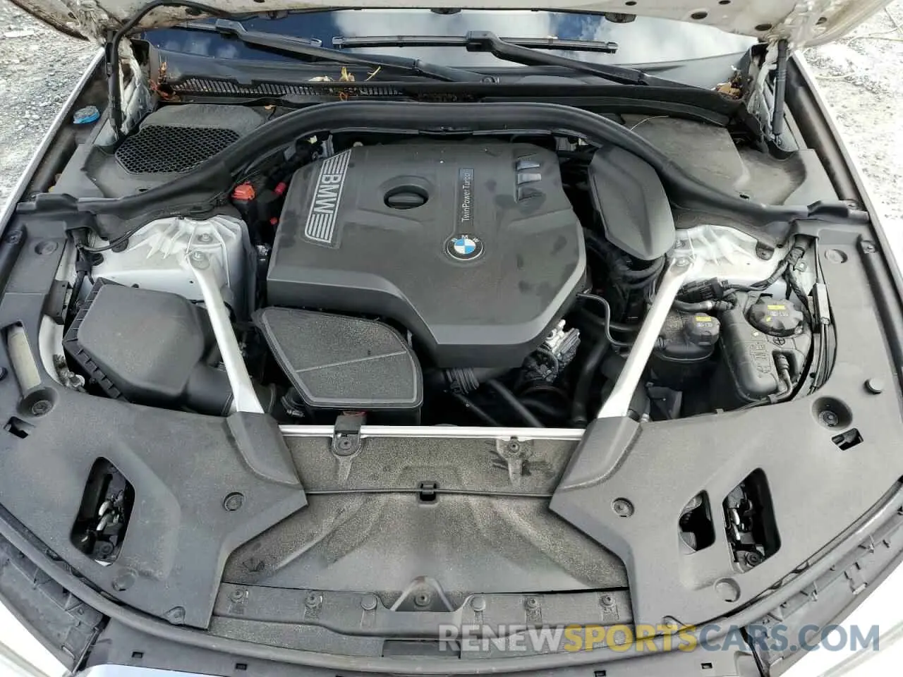 11 fotografías del automóvil dañado WBAJA5C52KWW26930 BMW 5 SERIES 2019