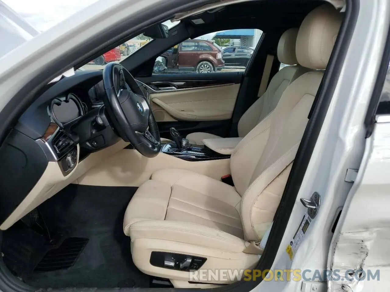 7 fotografías del automóvil dañado WBAJA5C52KWW26930 BMW 5 SERIES 2019