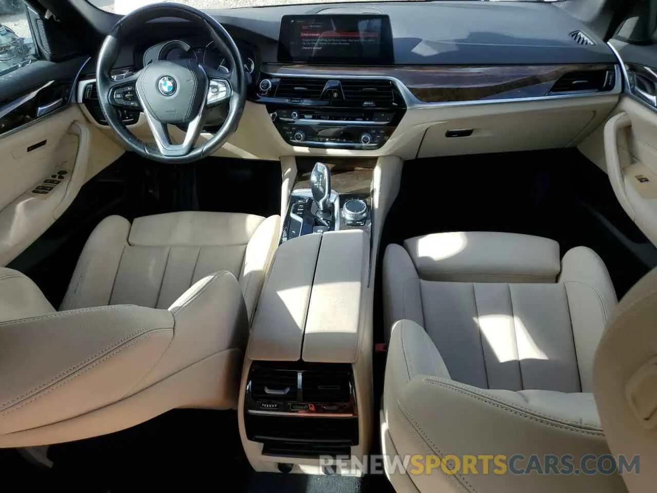 8 fotografías del automóvil dañado WBAJA5C52KWW26930 BMW 5 SERIES 2019