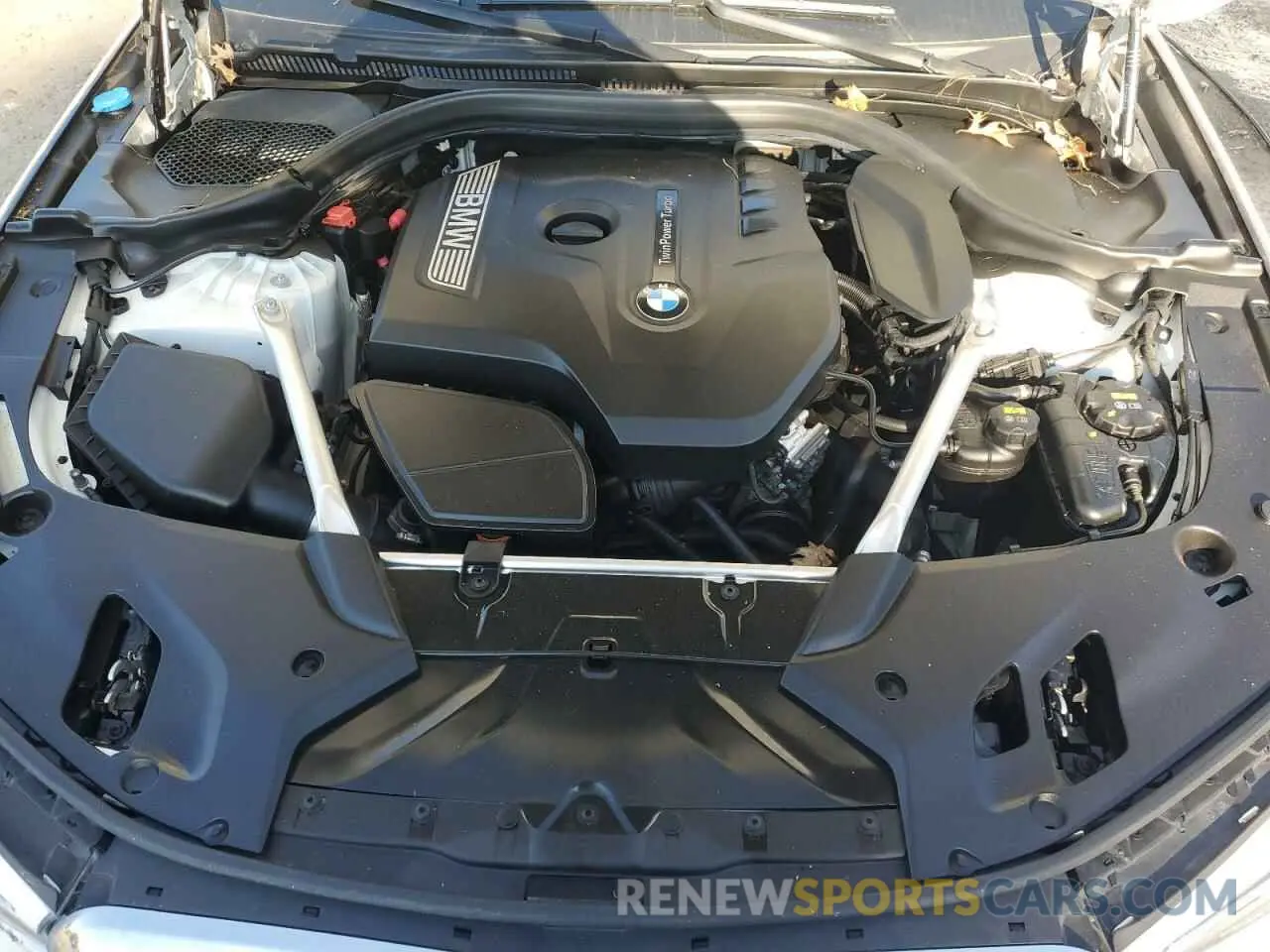 11 fotografías del automóvil dañado WBAJA5C53KWW26760 BMW 5 SERIES 2019