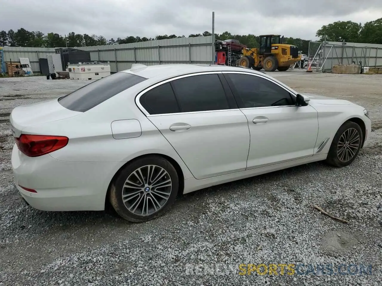 3 fotografías del automóvil dañado WBAJA5C55KWW36092 BMW 5 SERIES 2019