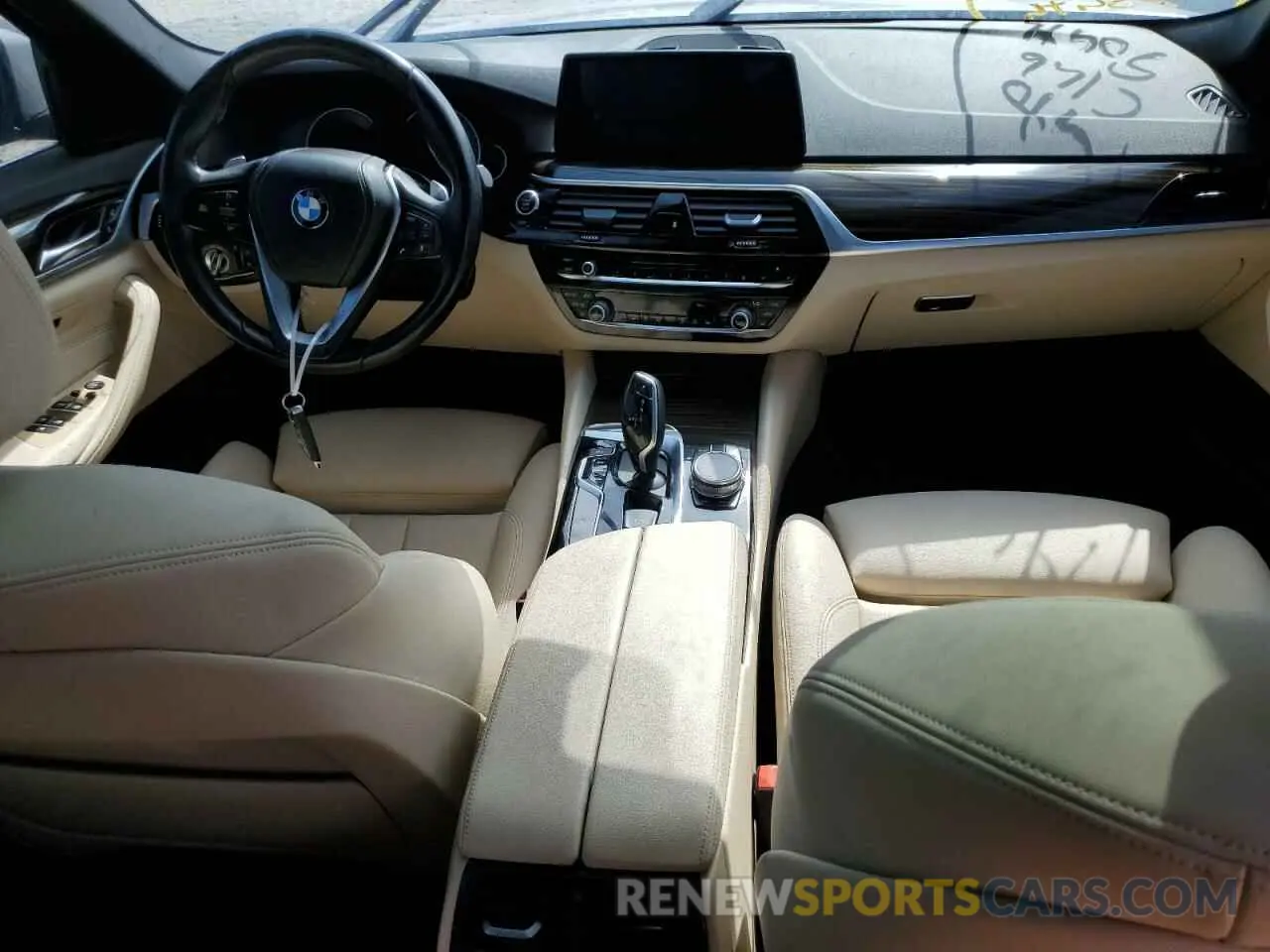 8 fotografías del automóvil dañado WBAJA5C56KBX87918 BMW 5 SERIES 2019