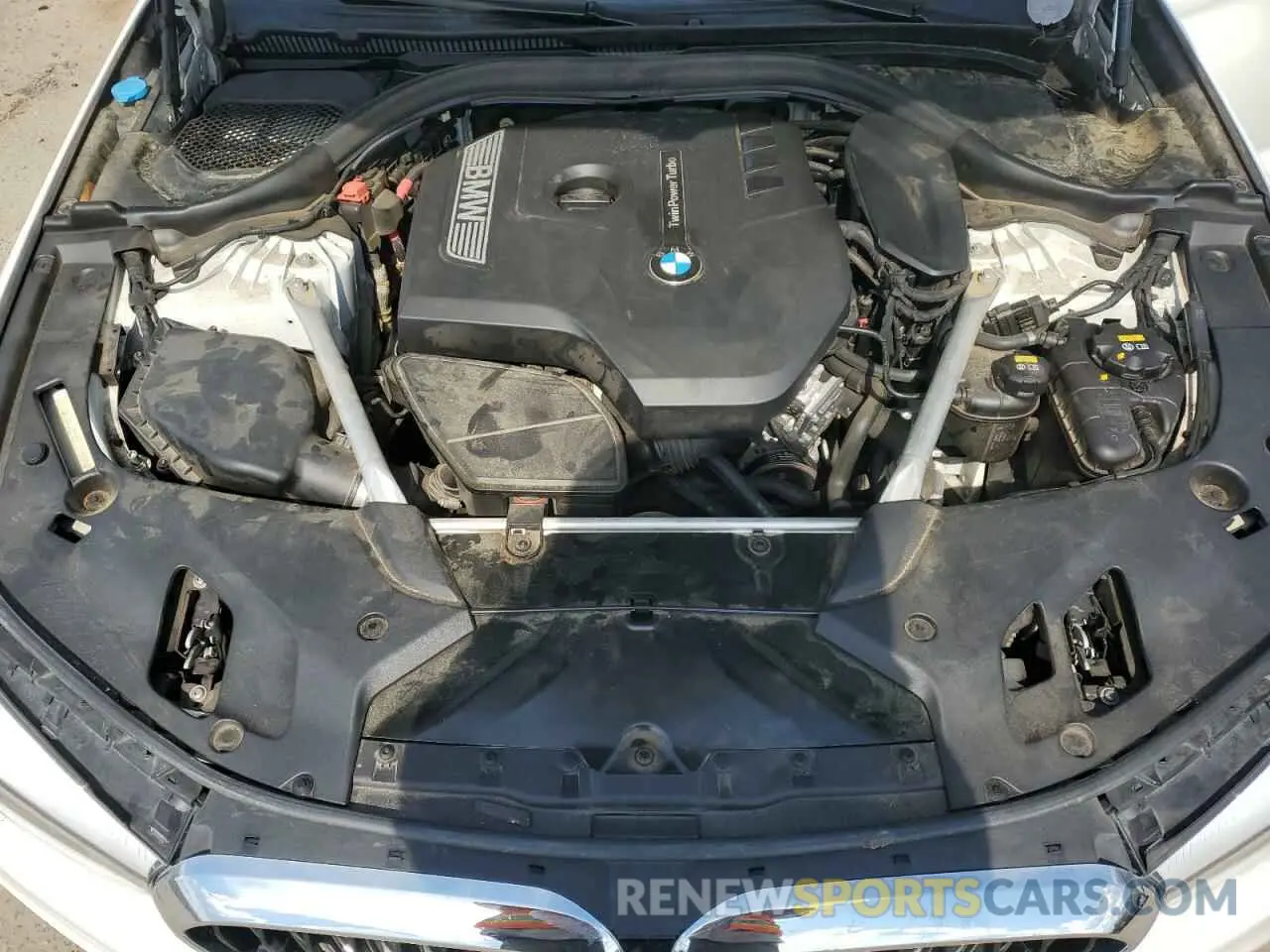 11 fotografías del automóvil dañado WBAJA5C56KWW16465 BMW 5 SERIES 2019
