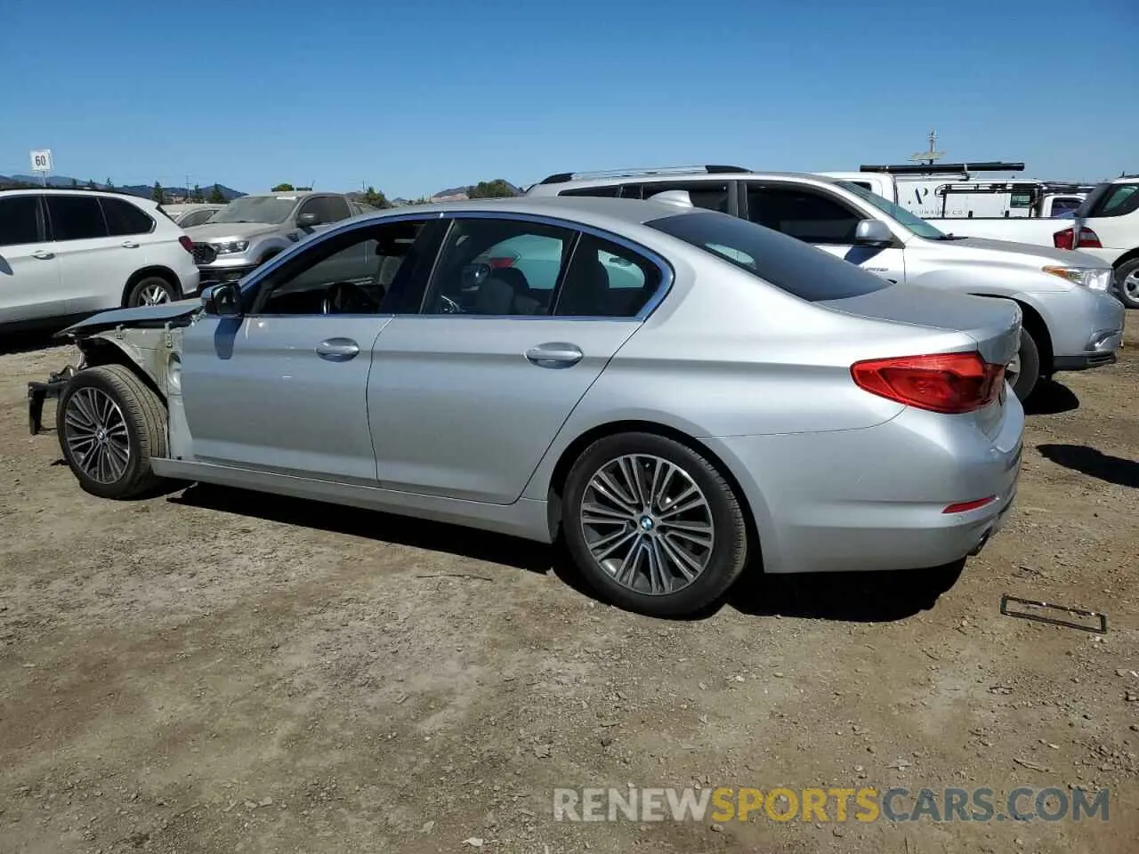 2 fotografías del automóvil dañado WBAJA5C57KBX87524 BMW 5 SERIES 2019