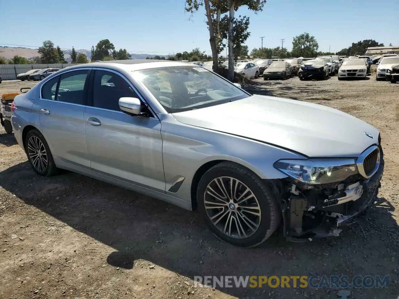 4 fotografías del automóvil dañado WBAJA5C57KBX87524 BMW 5 SERIES 2019
