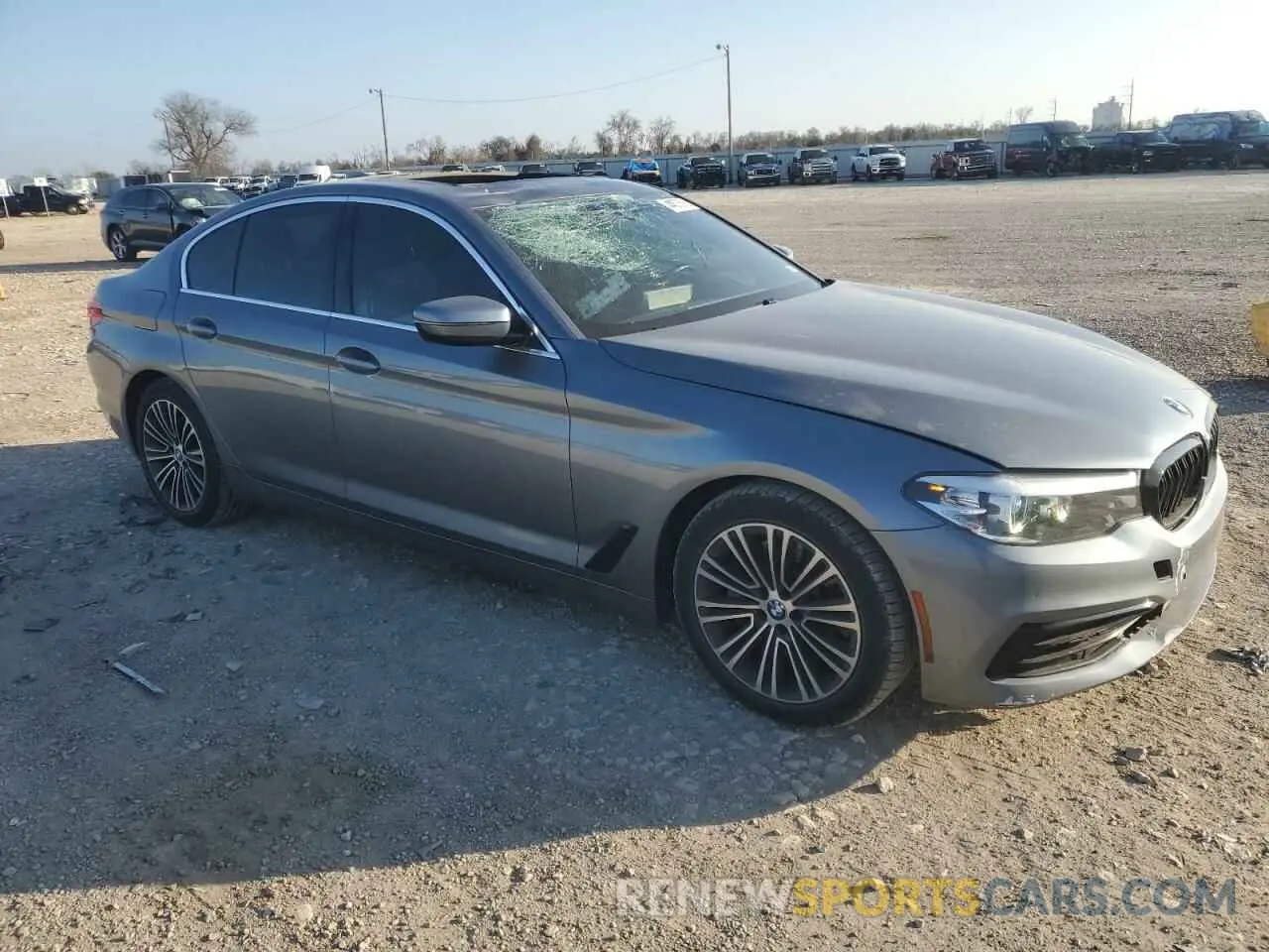 4 fotografías del automóvil dañado WBAJA5C57KBX88110 BMW 5 SERIES 2019