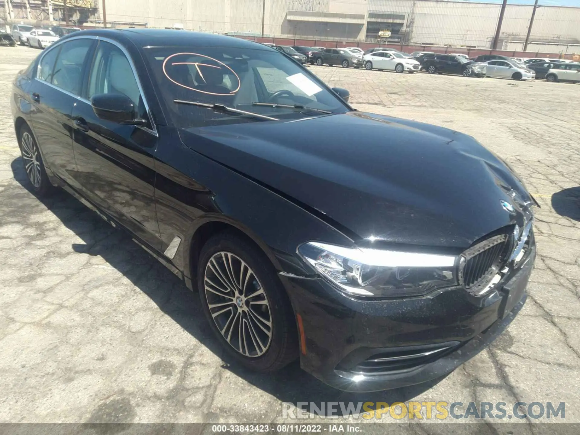 1 fotografías del automóvil dañado WBAJA5C57KBX88219 BMW 5 SERIES 2019