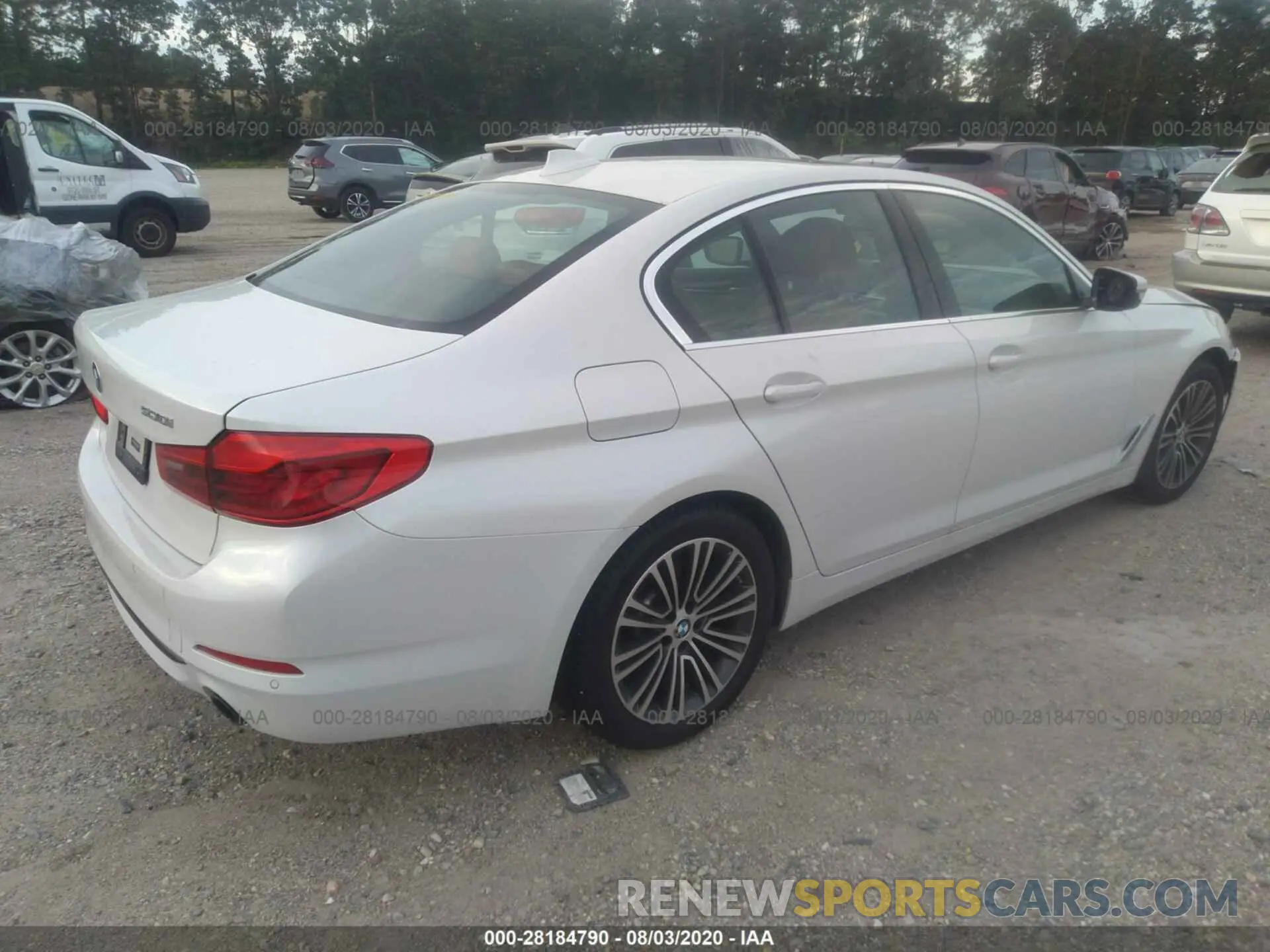 4 fotografías del automóvil dañado WBAJA5C57KWW21464 BMW 5 SERIES 2019