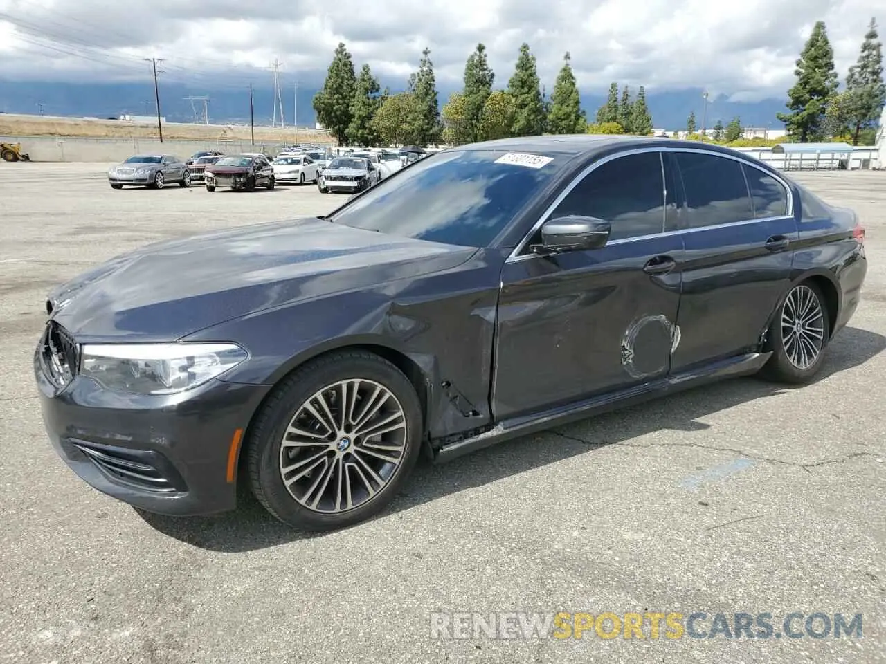 1 fotografías del automóvil dañado WBAJA5C57KWW33498 BMW 5 SERIES 2019