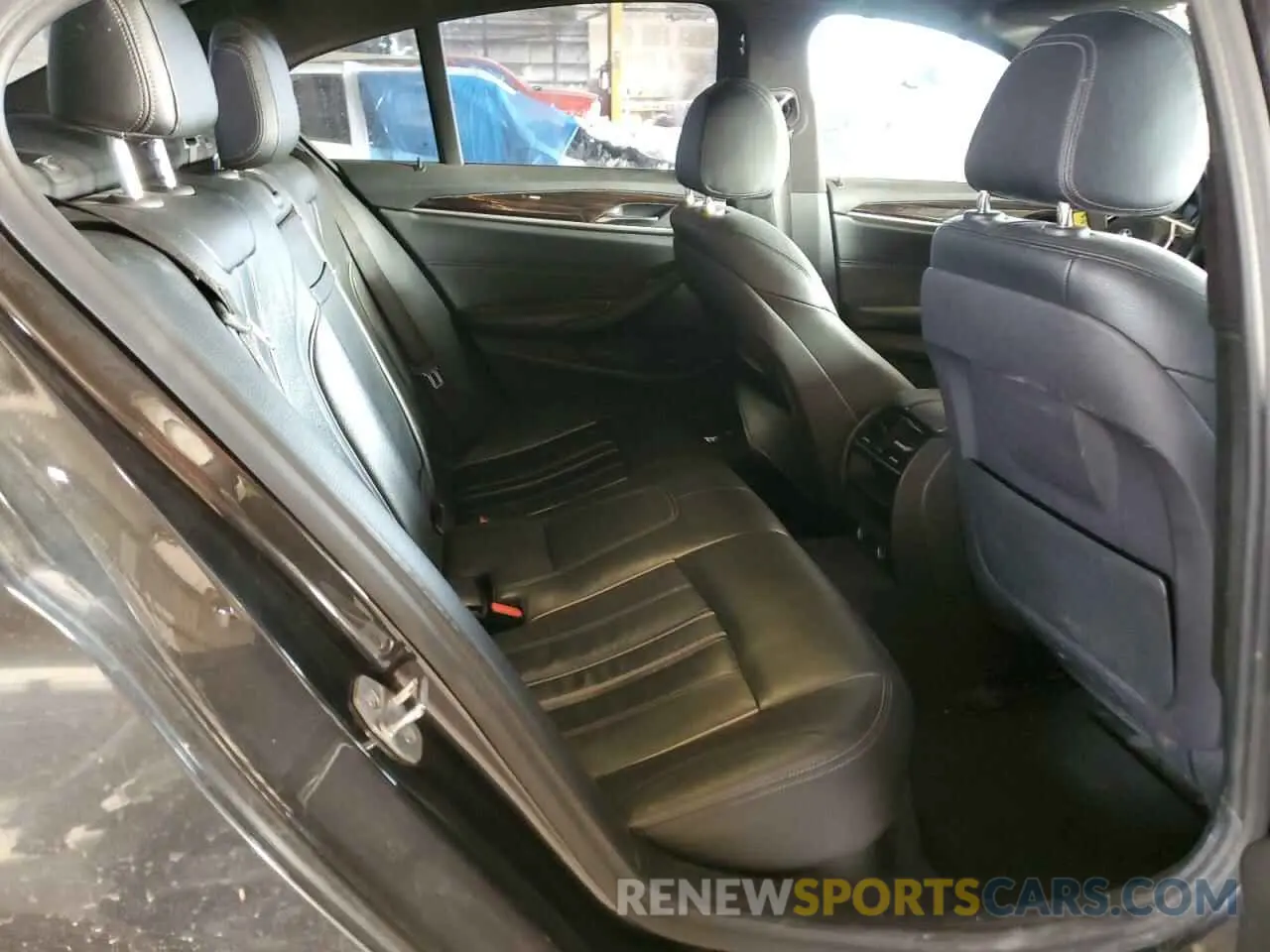10 fotografías del automóvil dañado WBAJA5C58KBX86723 BMW 5 SERIES 2019