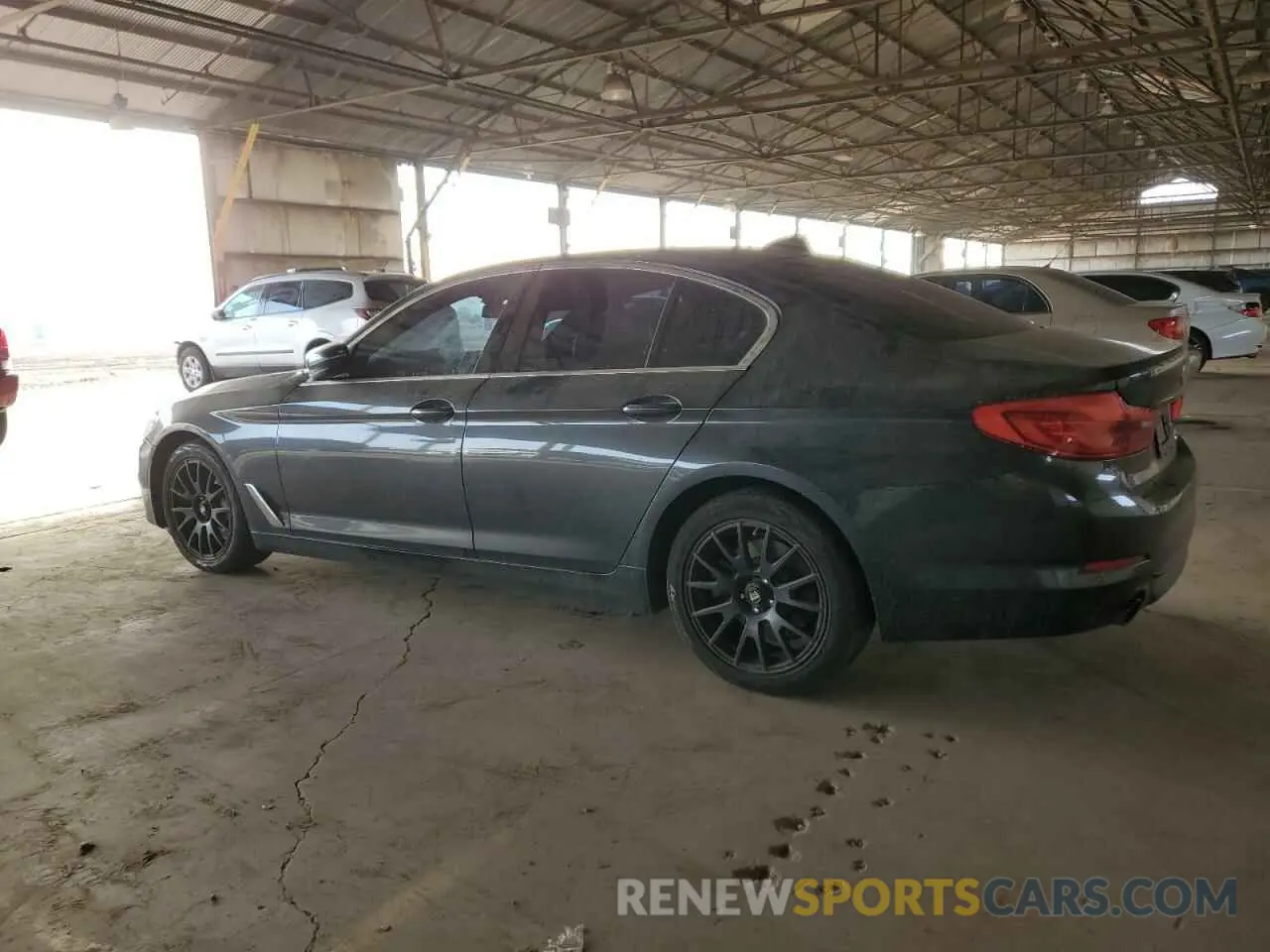 2 fotografías del automóvil dañado WBAJA5C58KBX86723 BMW 5 SERIES 2019