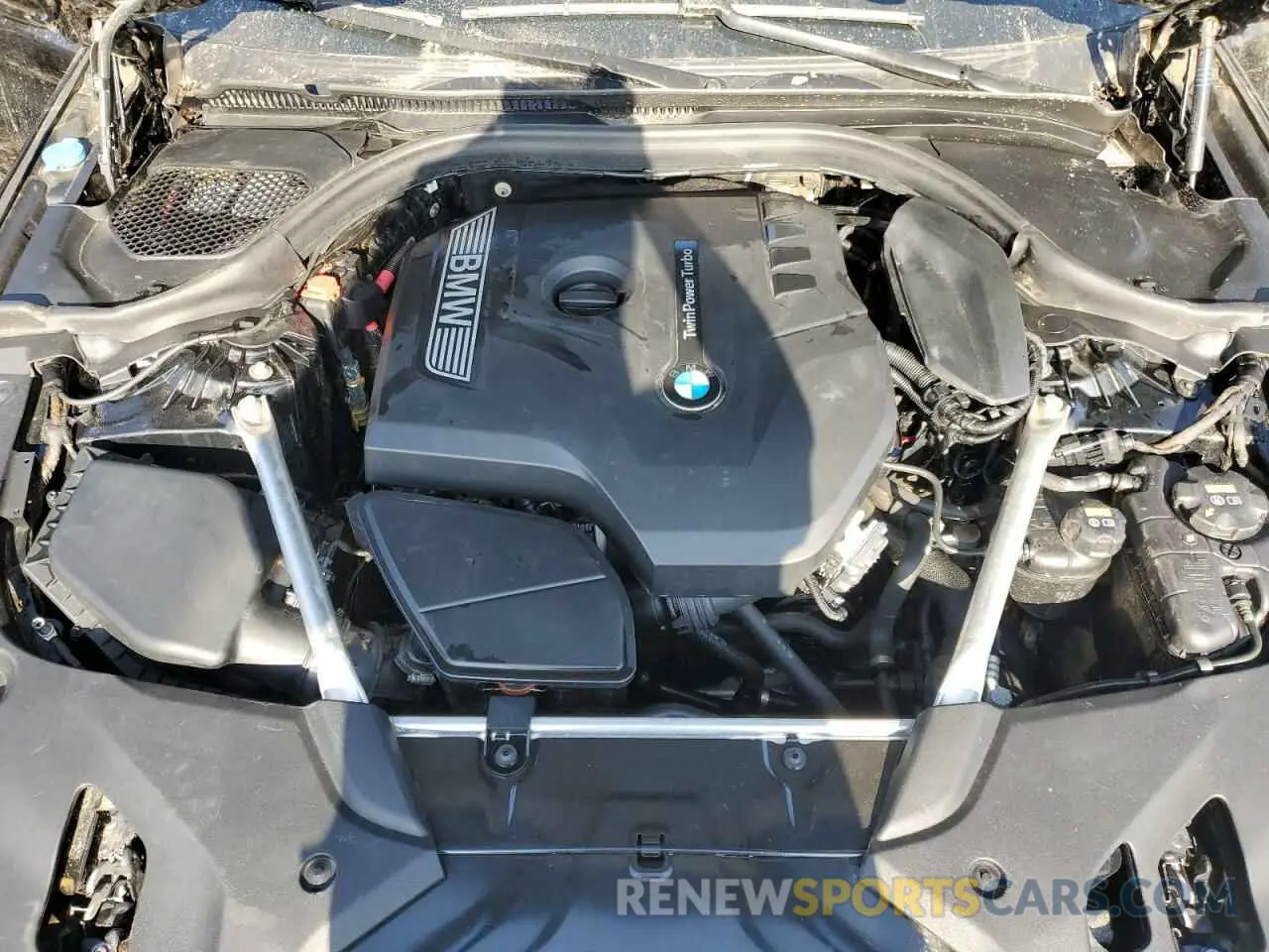 11 fotografías del automóvil dañado WBAJA5C58KWW09047 BMW 5 SERIES 2019