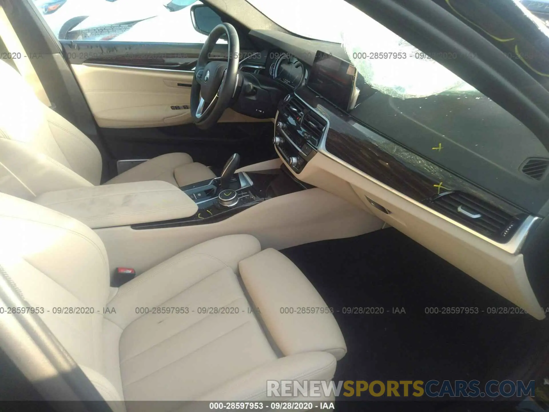 5 fotografías del automóvil dañado WBAJA5C59KBX86455 BMW 5 SERIES 2019