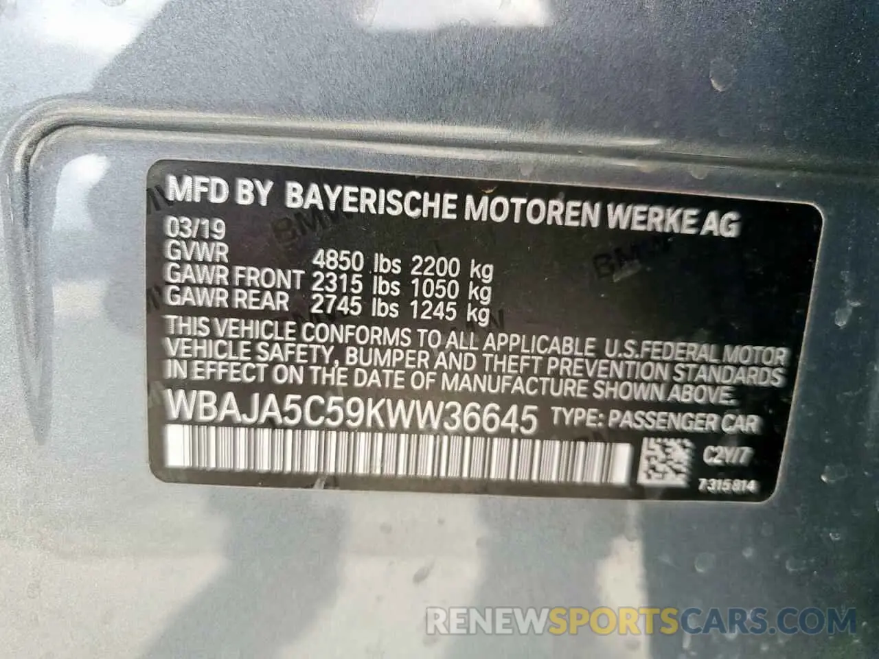 12 fotografías del automóvil dañado WBAJA5C59KWW36645 BMW 5 SERIES 2019