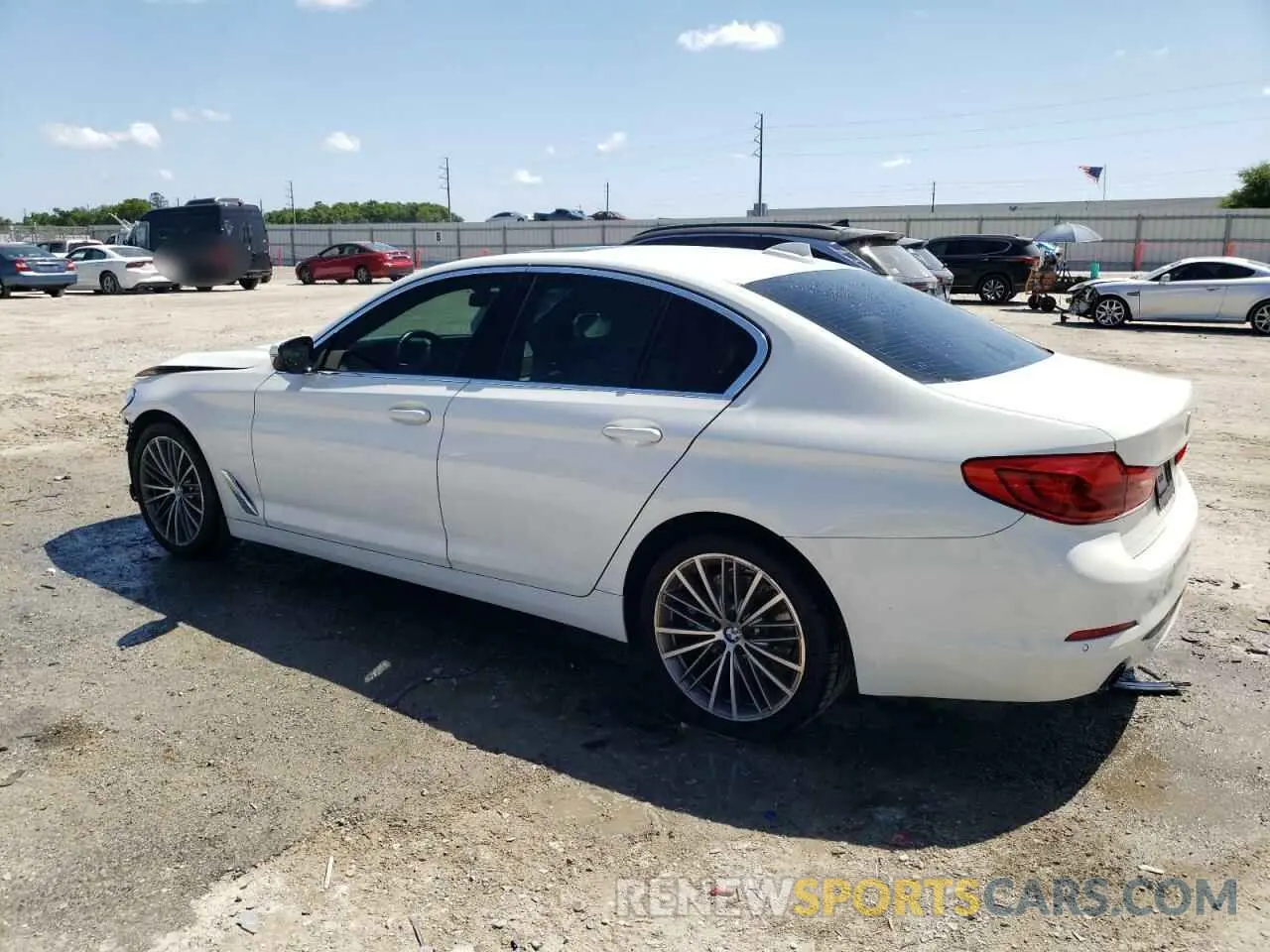 2 fotografías del automóvil dañado WBAJA5C5XKBX46918 BMW 5 SERIES 2019