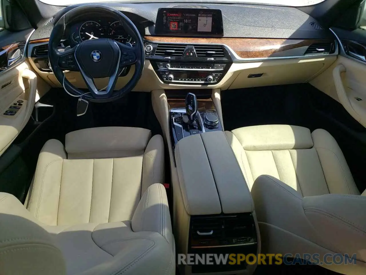 8 fotografías del automóvil dañado WBAJA5C5XKBX46918 BMW 5 SERIES 2019