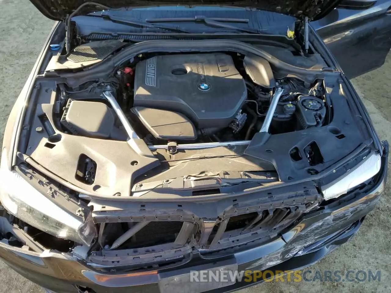 11 fotografías del automóvil dañado WBAJA5C5XKWA57957 BMW 5 SERIES 2019