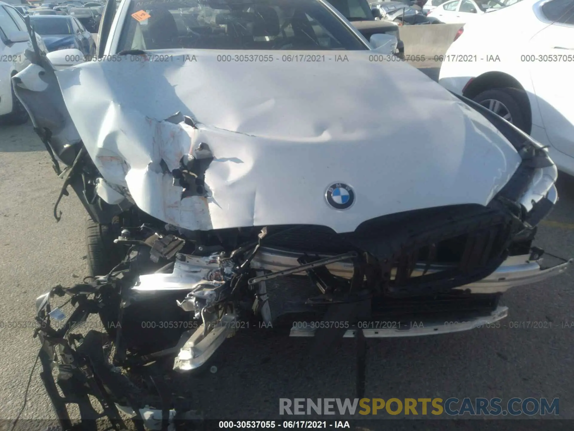 6 fotografías del automóvil dañado WBAJA5C5XKWA58087 BMW 5 SERIES 2019
