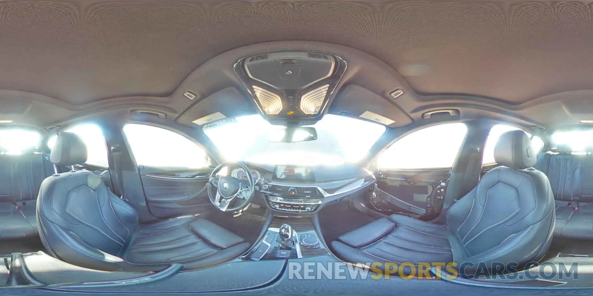 13 fotografías del automóvil dañado WBAJA5C5XKWW28800 BMW 5 SERIES 2019