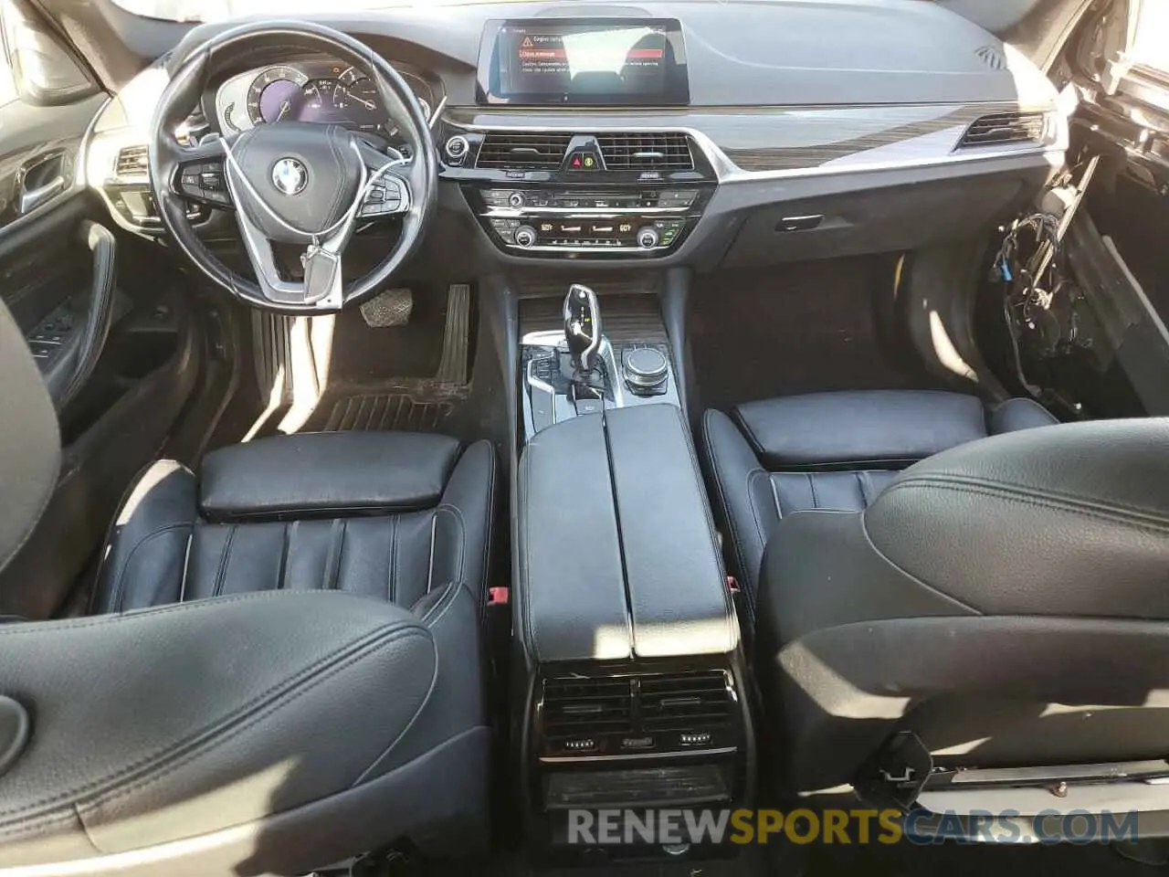 8 fotografías del automóvil dañado WBAJA5C5XKWW28800 BMW 5 SERIES 2019