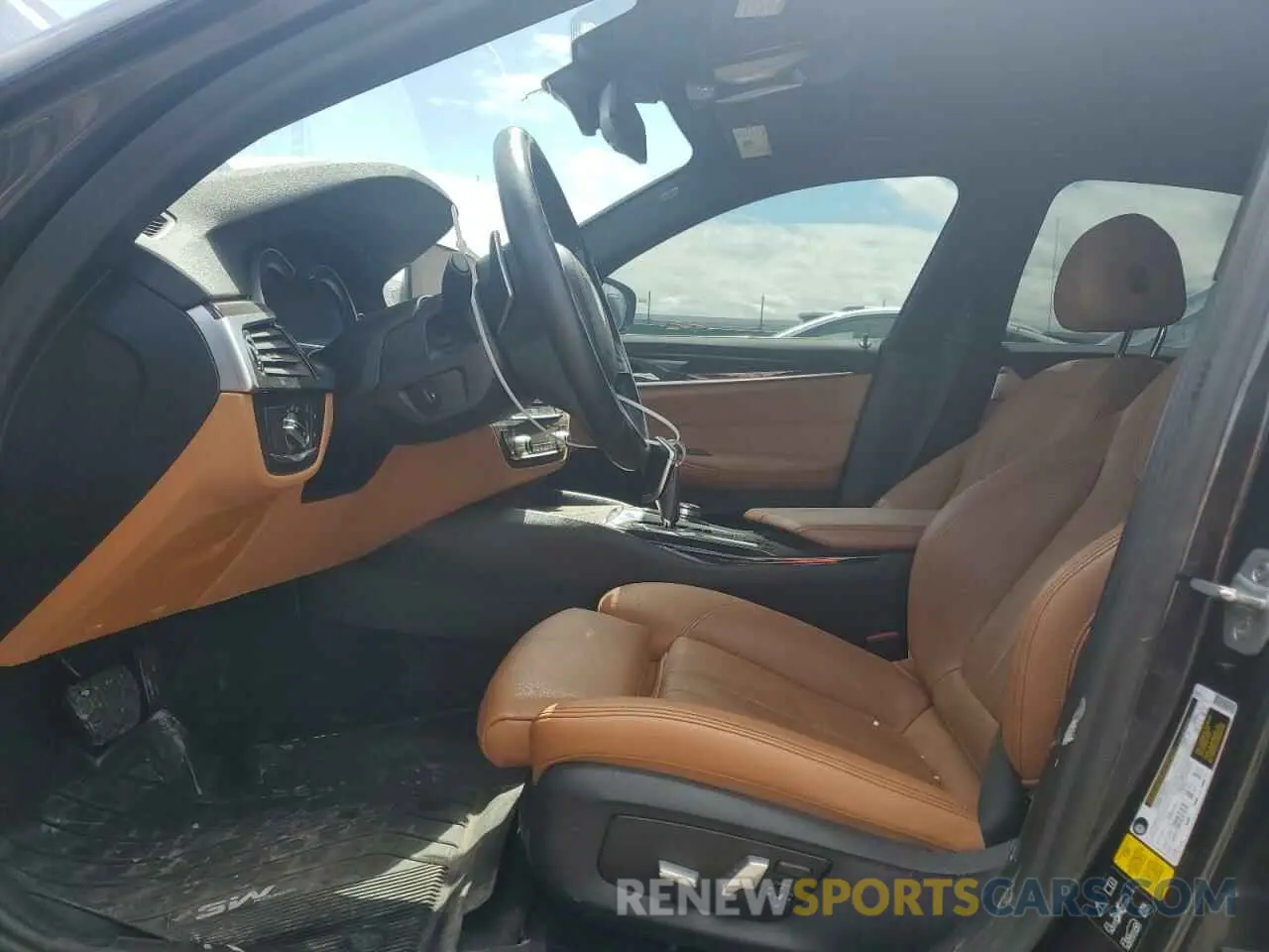 7 fotografías del automóvil dañado WBAJA7C50KG909963 BMW 5 SERIES 2019
