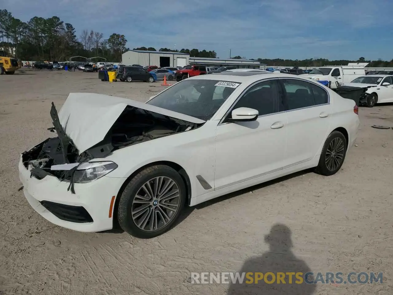 1 fotografías del automóvil dañado WBAJA7C50KG912491 BMW 5 SERIES 2019