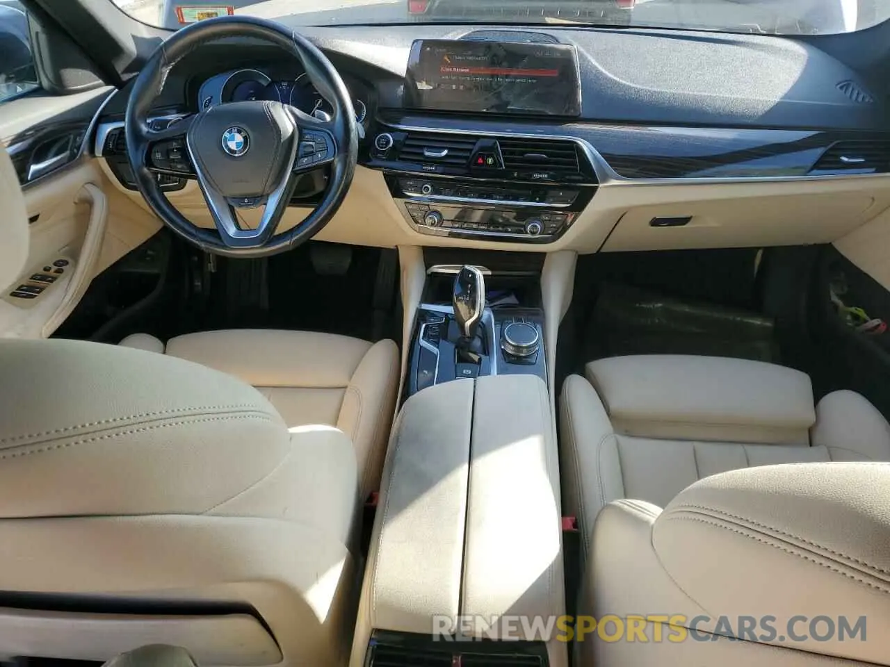 8 fotografías del automóvil dañado WBAJA7C50KWC77636 BMW 5 SERIES 2019