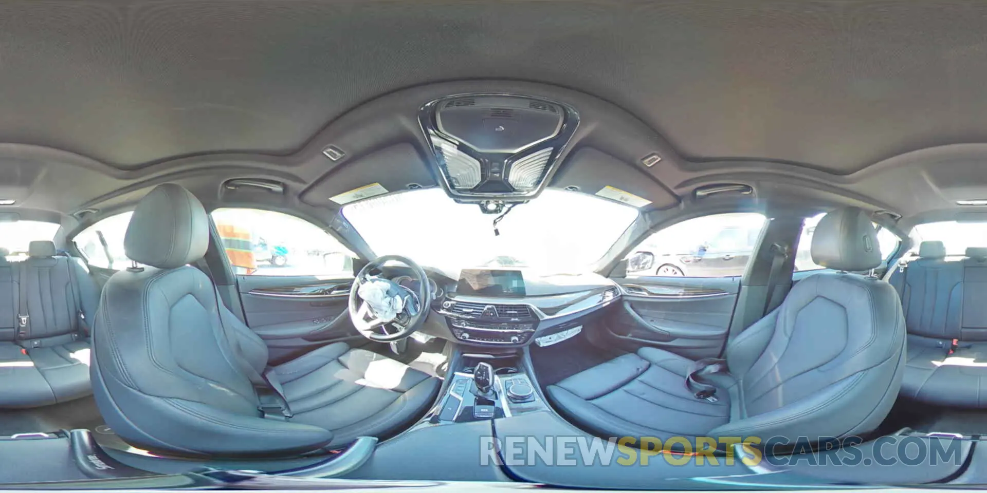 15 fotografías del automóvil dañado WBAJA7C51KWW20712 BMW 5 SERIES 2019