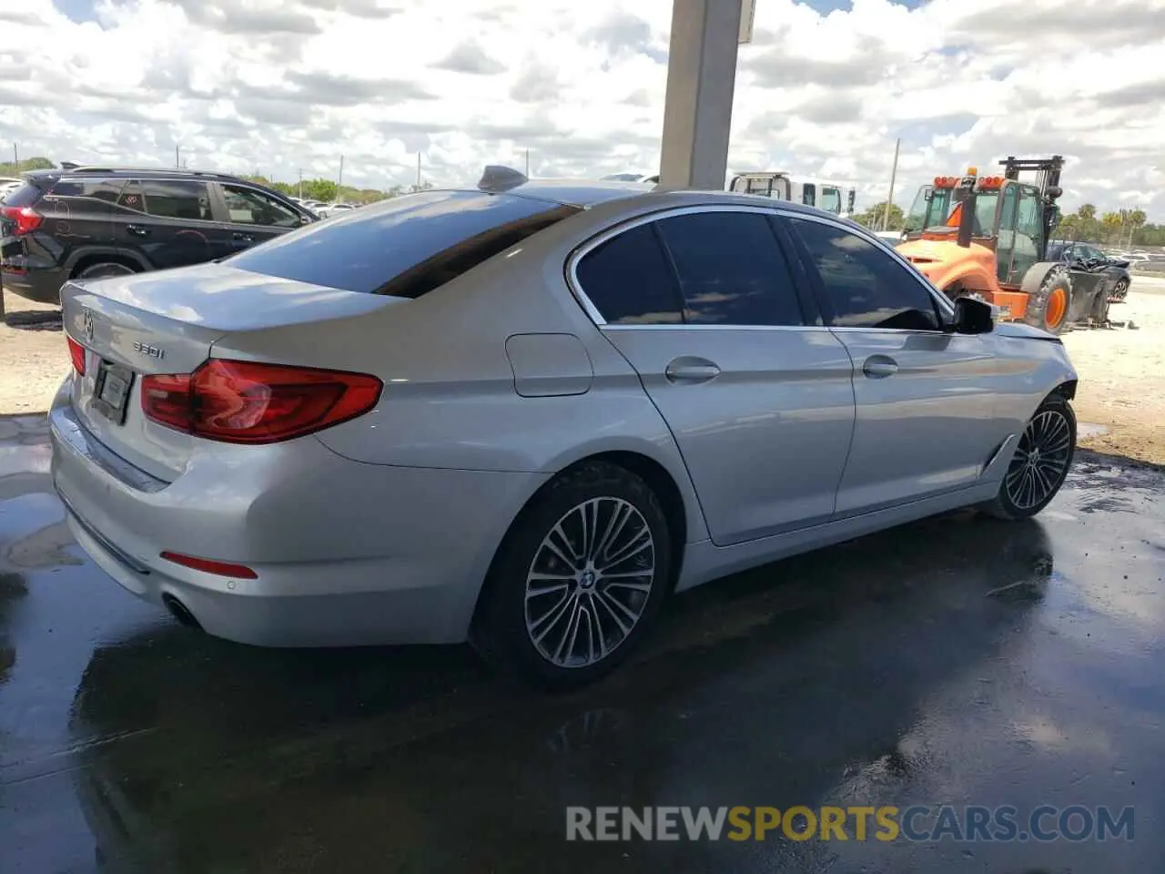3 fotografías del automóvil dañado WBAJA7C51KWW22623 BMW 5 SERIES 2019