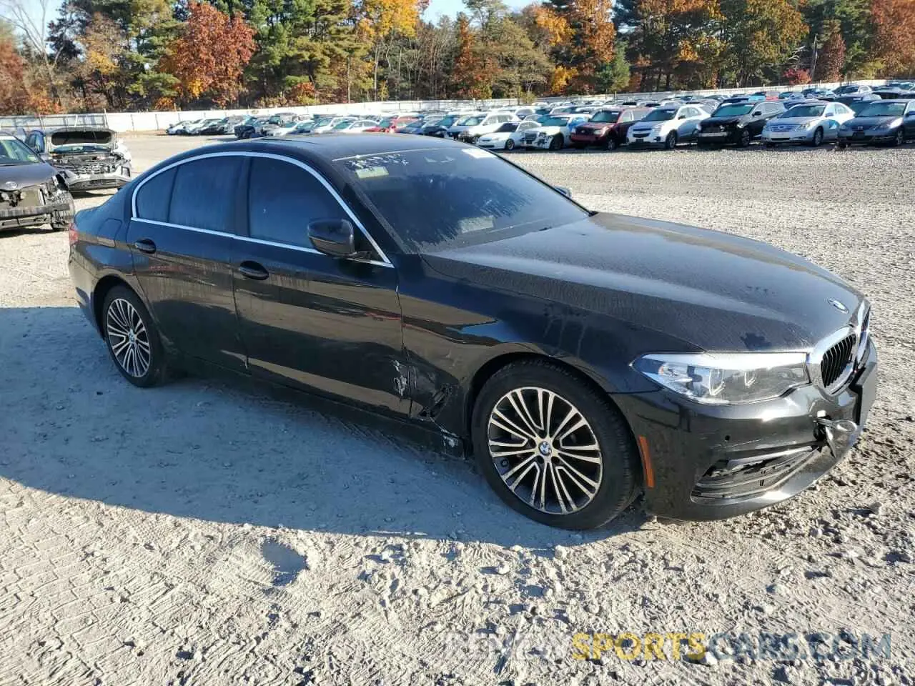 4 fotografías del automóvil dañado WBAJA7C51KWW48493 BMW 5 SERIES 2019