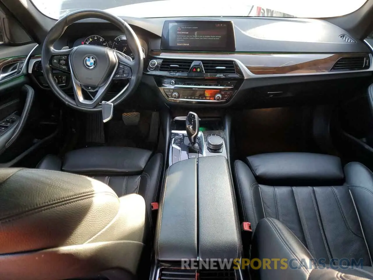 8 fotografías del automóvil dañado WBAJA7C51KWW48493 BMW 5 SERIES 2019