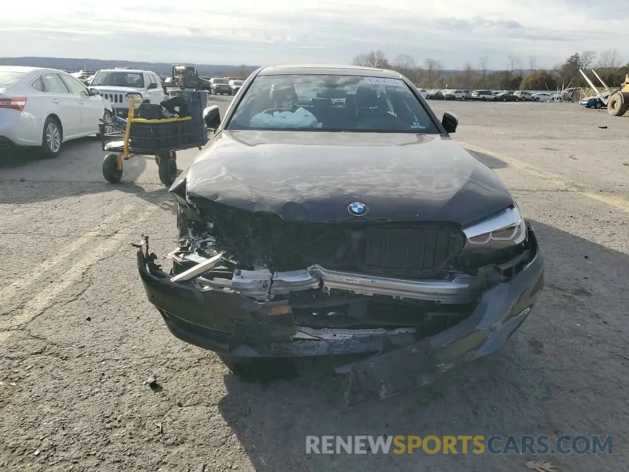 5 fotografías del automóvil dañado WBAJA7C52KWW30021 BMW 5 SERIES 2019