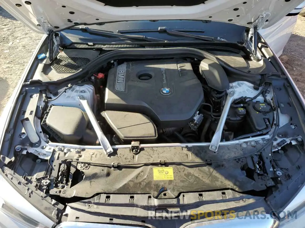 11 fotografías del automóvil dañado WBAJA7C53KG910900 BMW 5 SERIES 2019