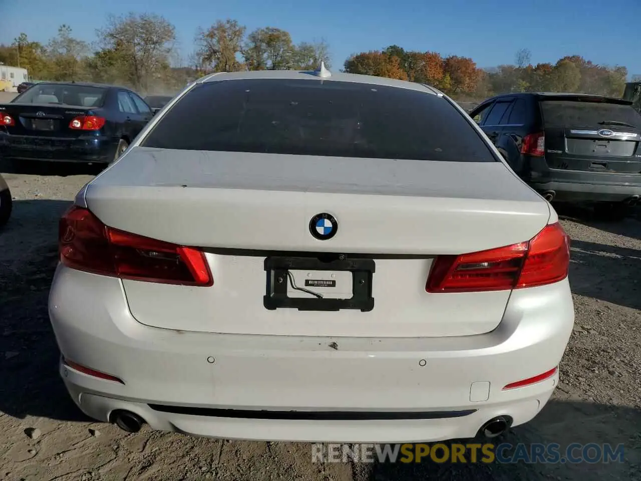 6 fotografías del automóvil dañado WBAJA7C53KG910900 BMW 5 SERIES 2019